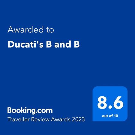 Ducati'S B And B レイモンド・テラス エクステリア 写真